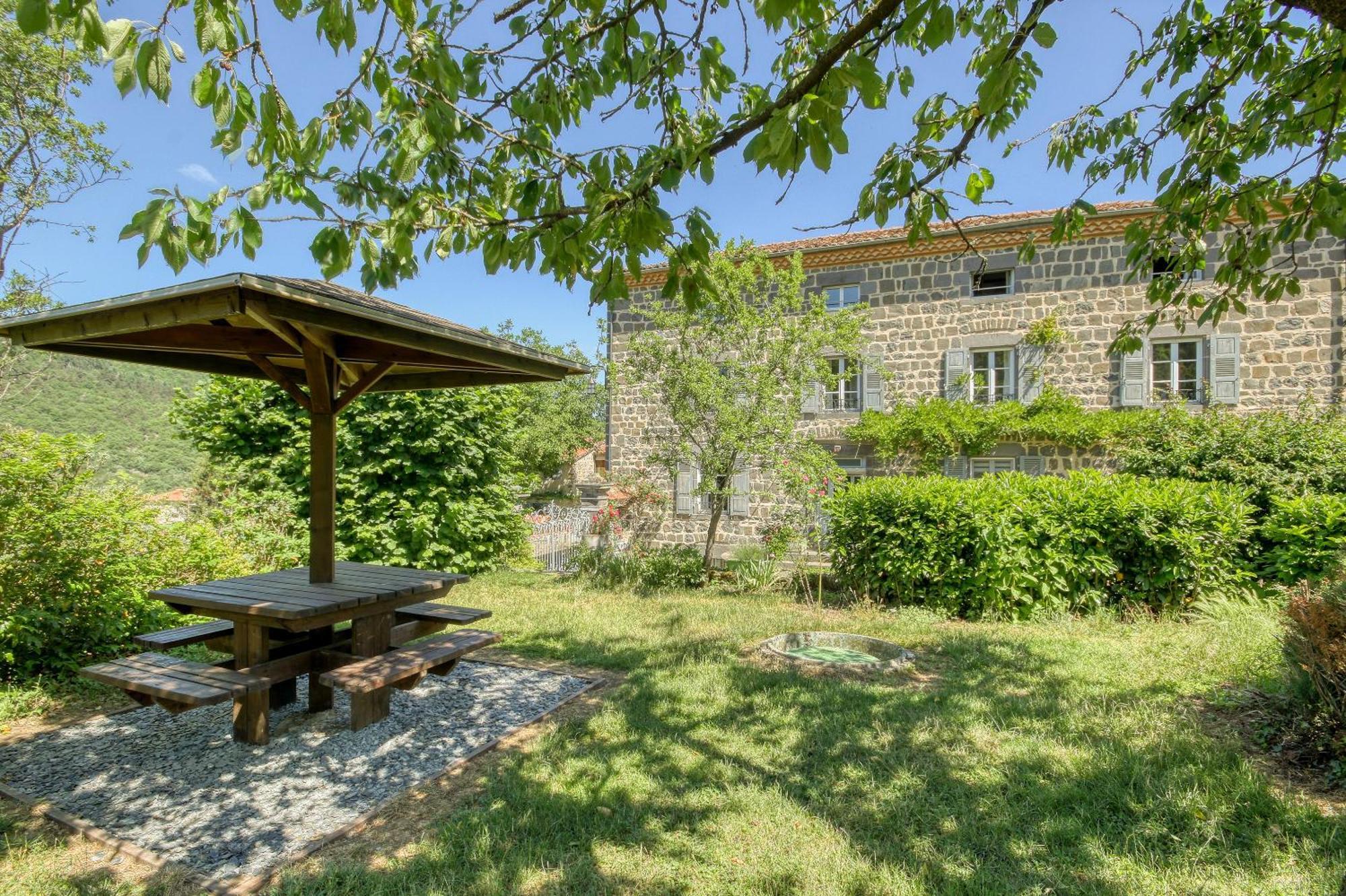 Les Jardins D'anna - D'hôtes Alojamento de Acomodação e Pequeno-almoço Tapon