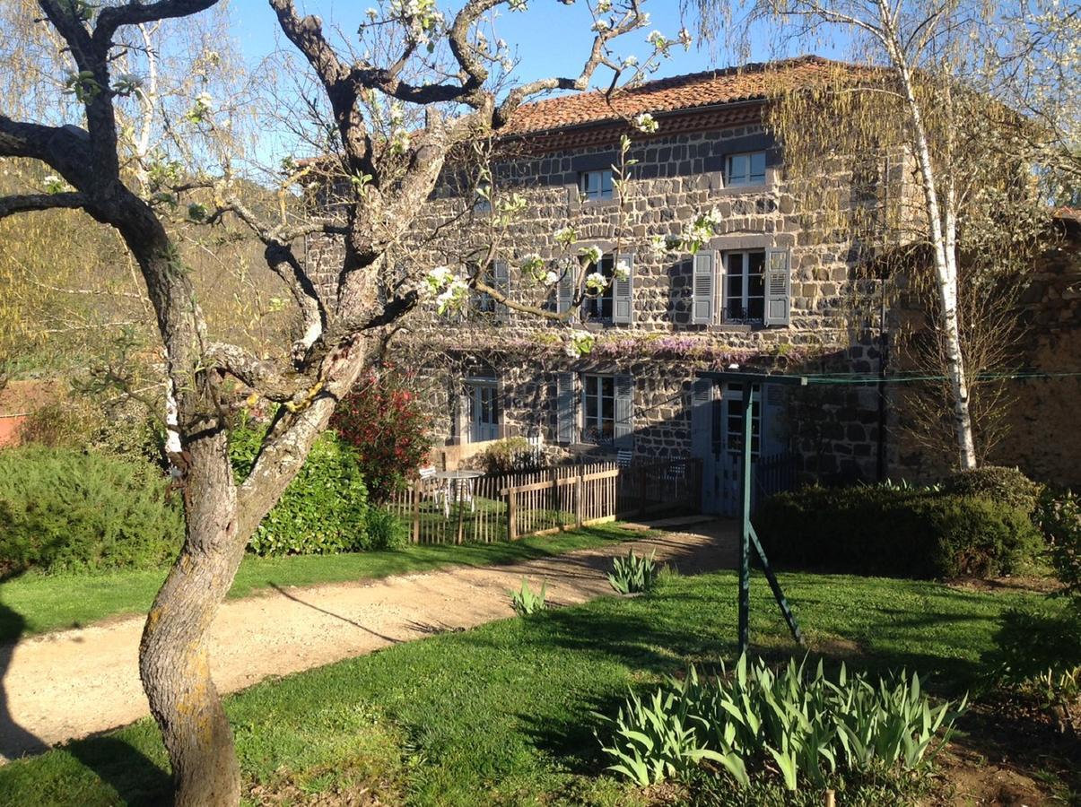 Les Jardins D'anna - D'hôtes Tapon